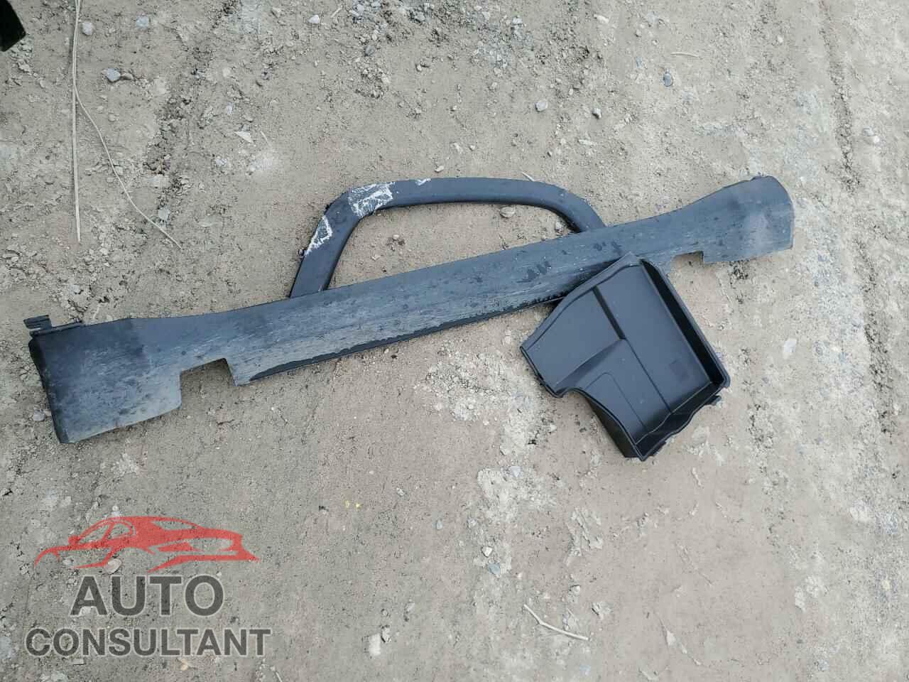 LAND ROVER LR4 2013 - SALAK2D44DA681053