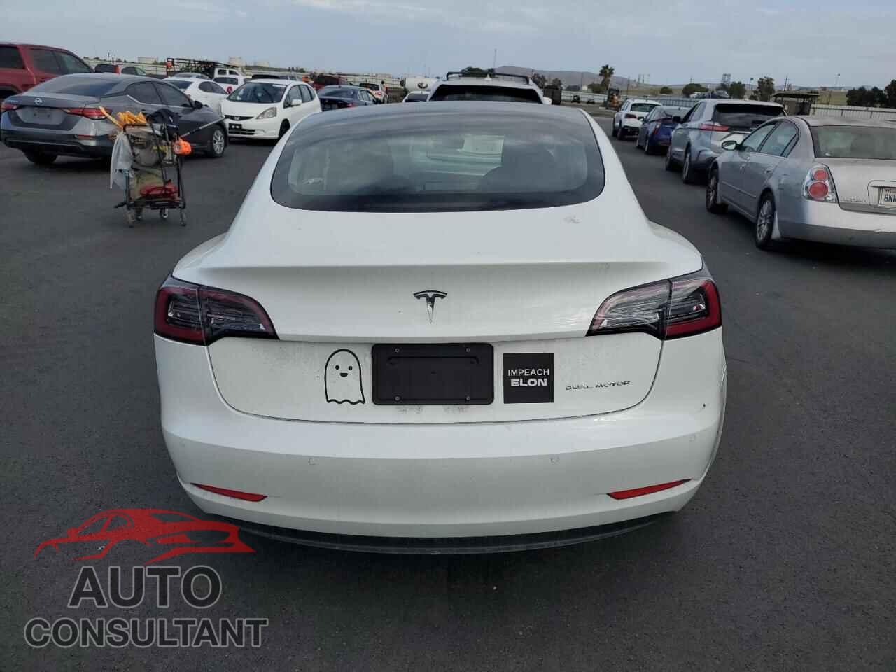 TESLA MODEL 3 2021 - 5YJ3E1EB2MF927328