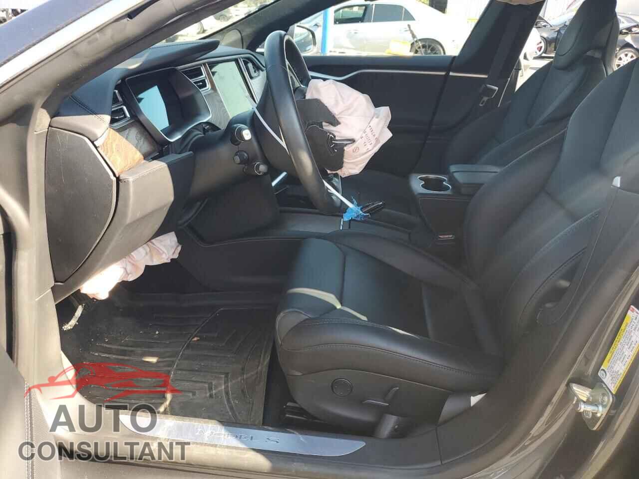 TESLA MODEL S 2017 - 5YJSA1E18HF218567