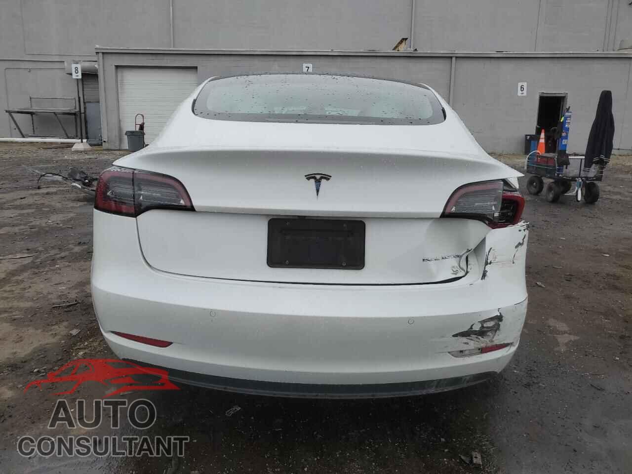 TESLA MODEL 3 2021 - 5YJ3E1EB0MF013336