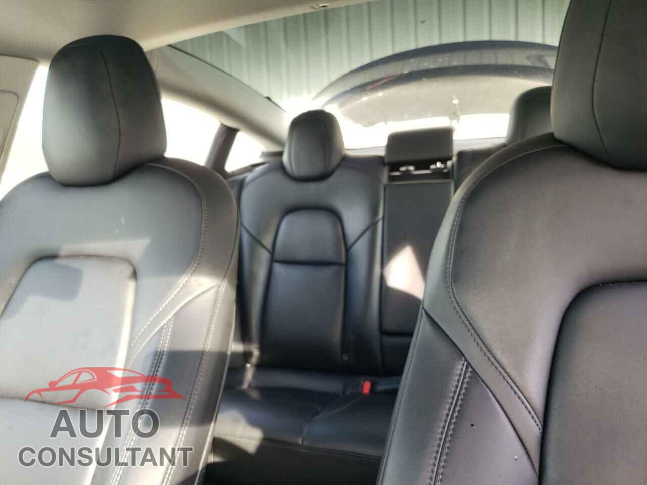 TESLA MODEL 3 2023 - 5YJ3E1EA2PF448581