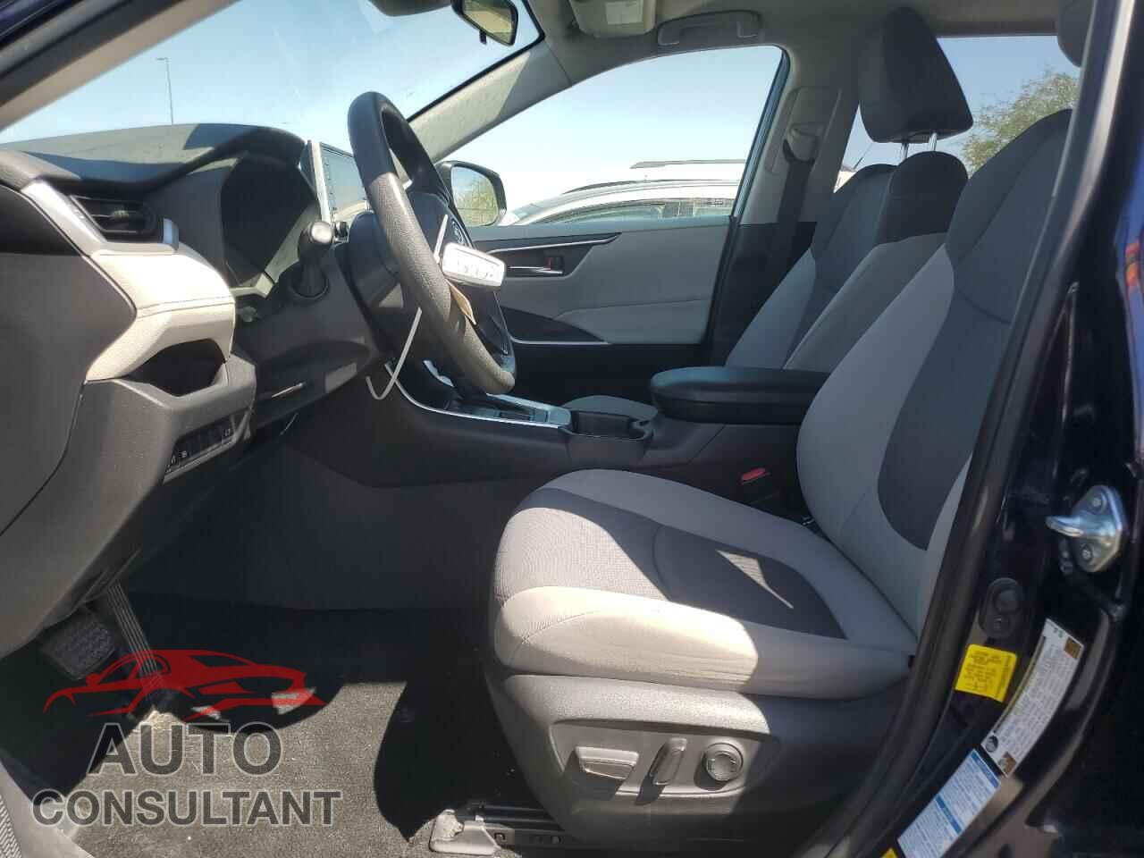 TOYOTA RAV4 2019 - JTMP1RFV7KD015500