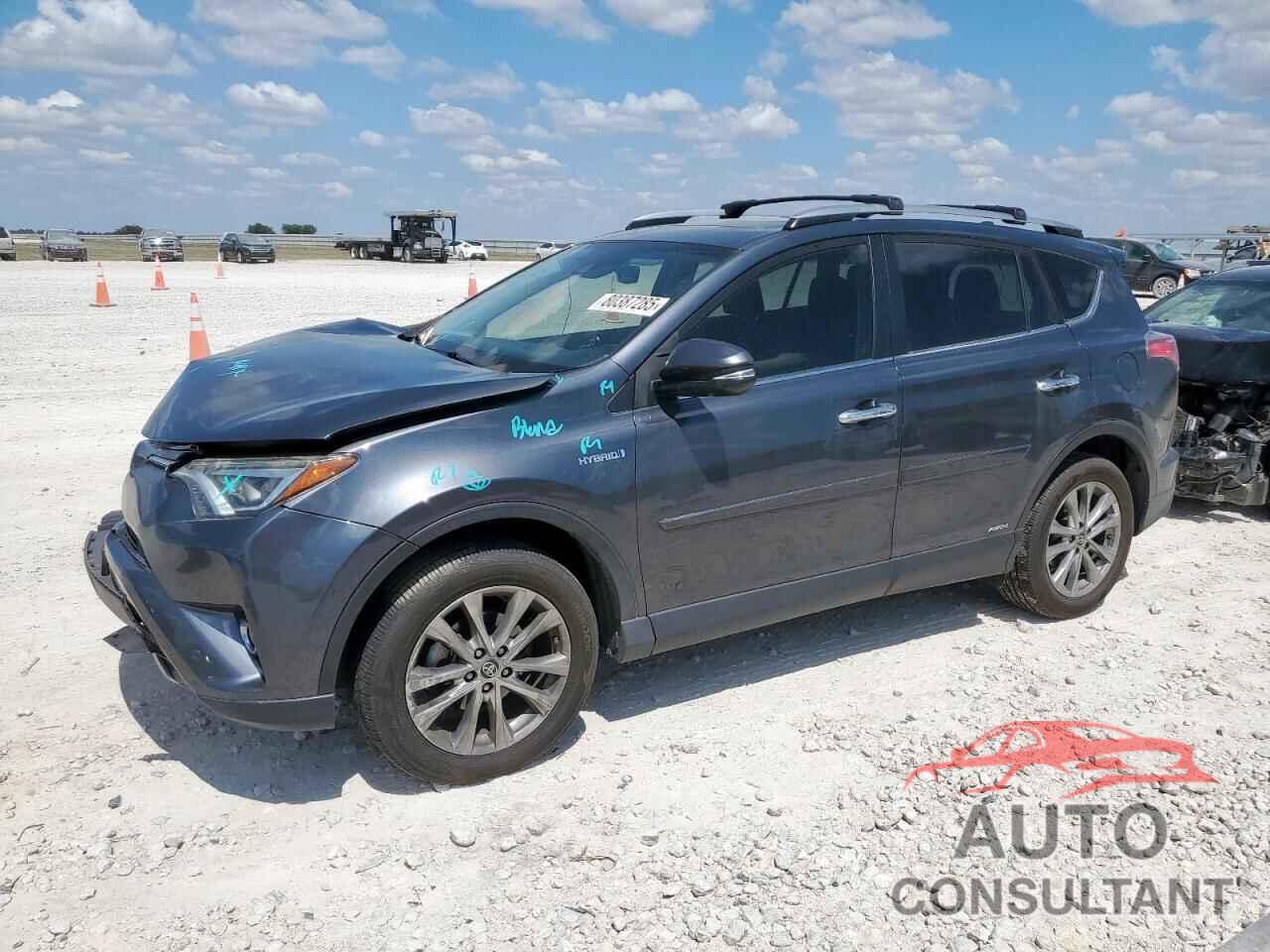 TOYOTA RAV4 2017 - JTMDJREV8HD086380