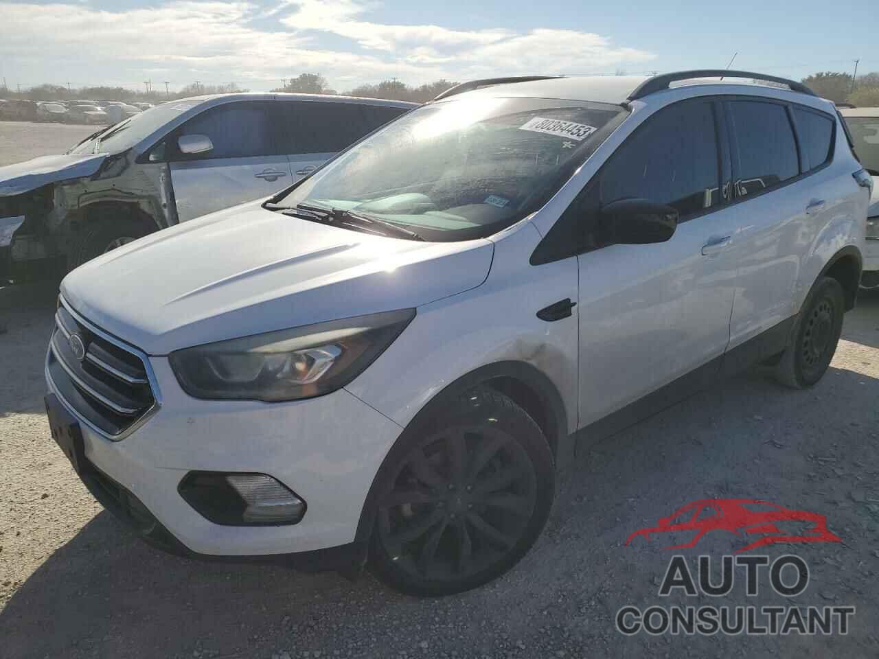 FORD ESCAPE 2017 - 1FMCU0GD6HUD27996