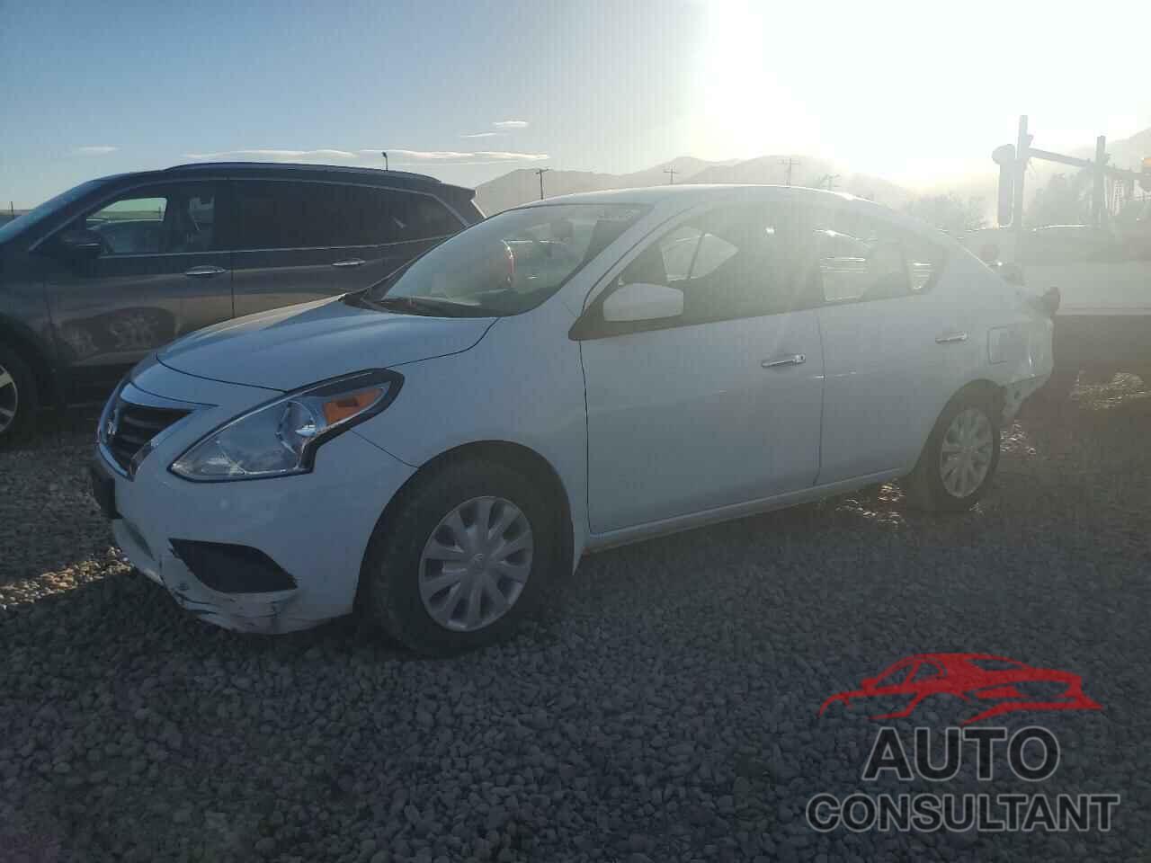 NISSAN VERSA 2019 - 3N1CN7AP8KL830740