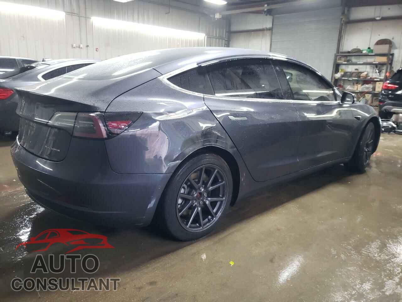 TESLA MODEL 3 2018 - 5YJ3E1EB2JF054269