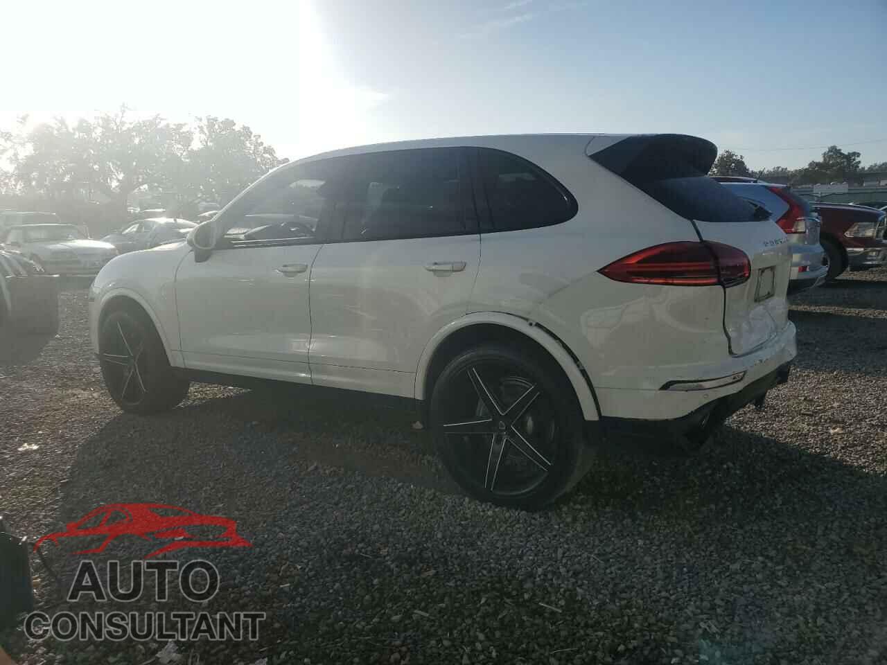 PORSCHE CAYENNE 2017 - WP1AA2A28HKA82779