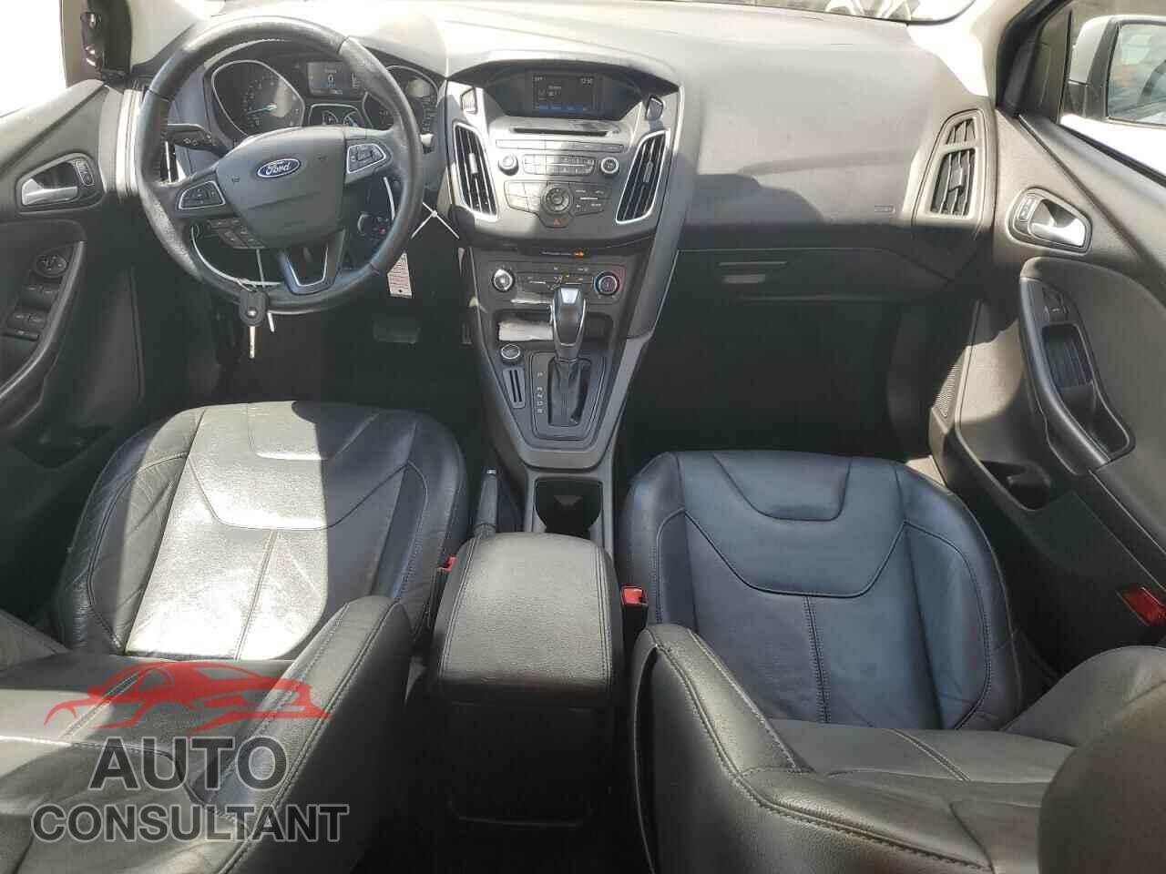 FORD FOCUS 2016 - 1FADP3F22GL330020