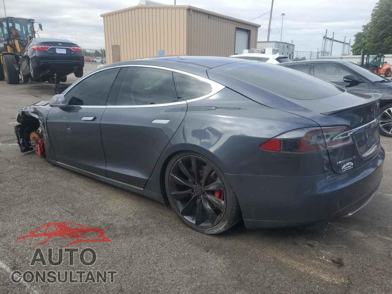 TESLA MODEL S 2014 - 5YJSA1H24EFP66713