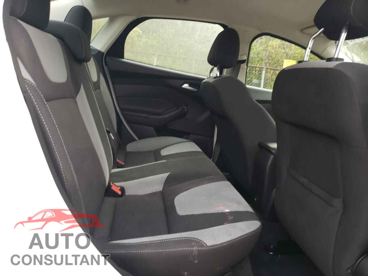 FORD FOCUS 2012 - 1FAHP3F2XCL205486