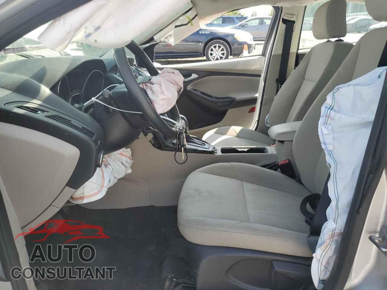 FORD FOCUS 2016 - 1FADP3F24GL328382