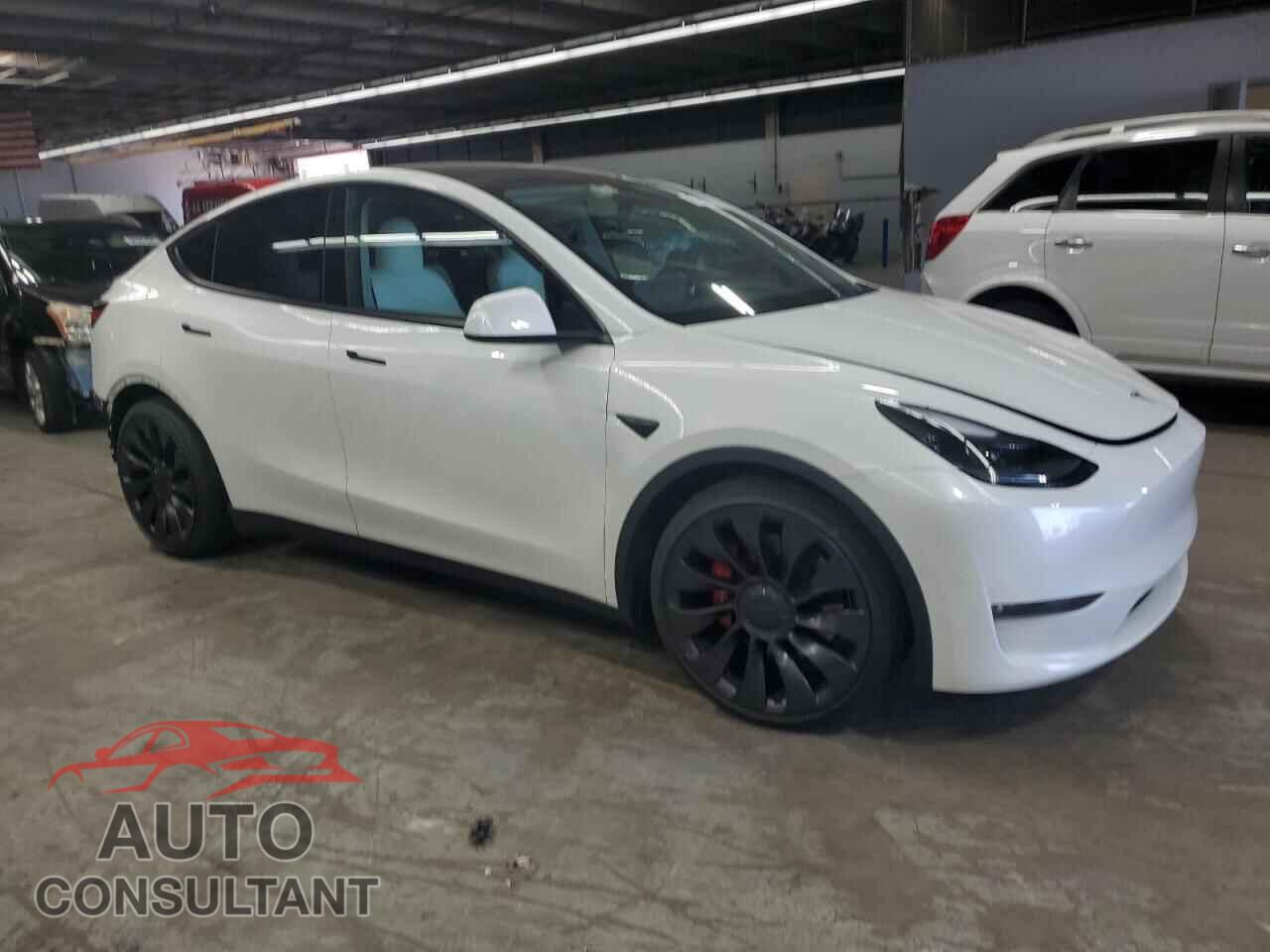 TESLA MODEL Y 2021 - 5YJYGDEF3MF178480