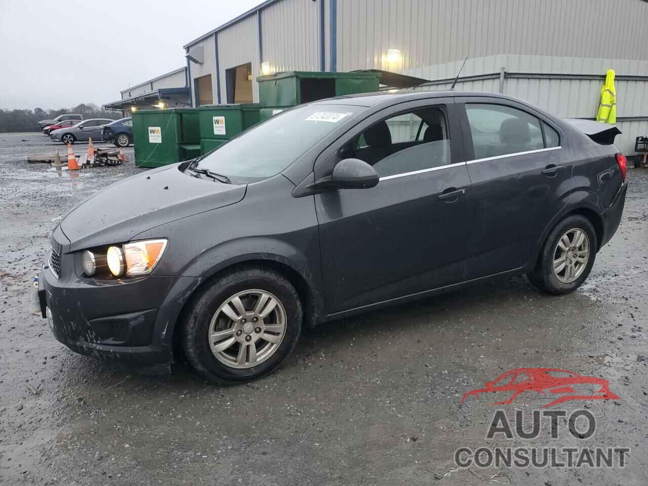 CHEVROLET SONIC 2014 - 1G1JC5SH6E4118252