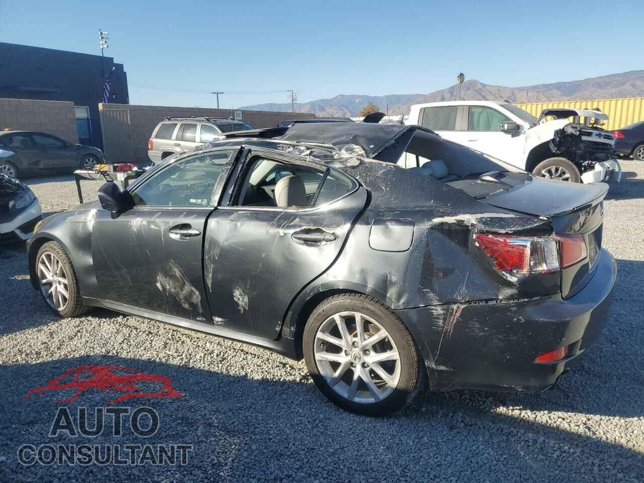 LEXUS IS 2011 - JTHBF5C28B5137211