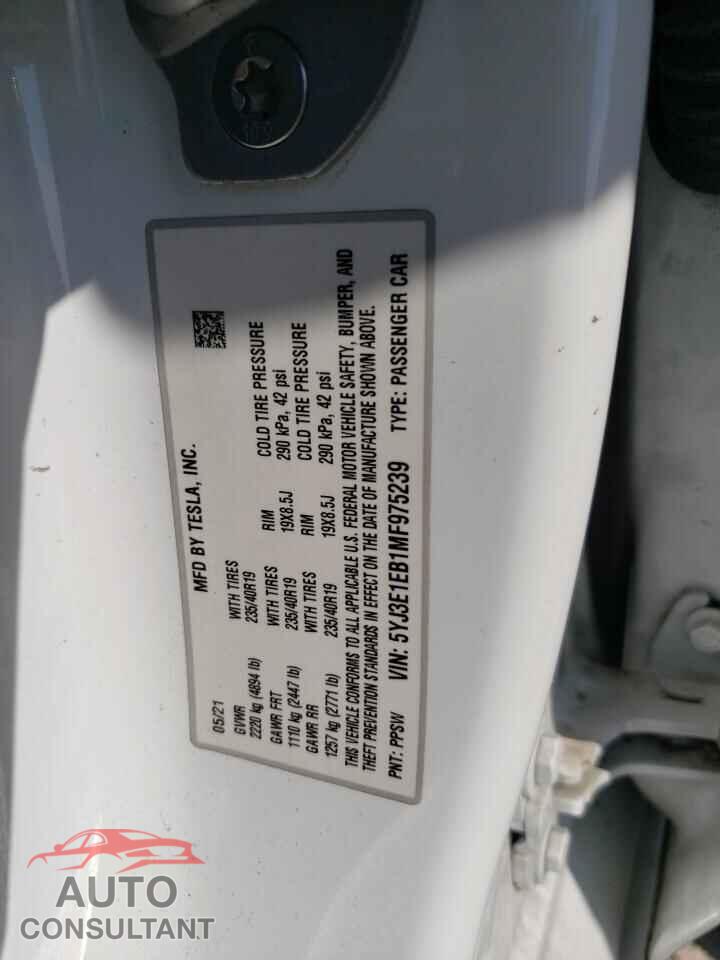 TESLA MODEL 3 2021 - 5YJ3E1EB1MF975239