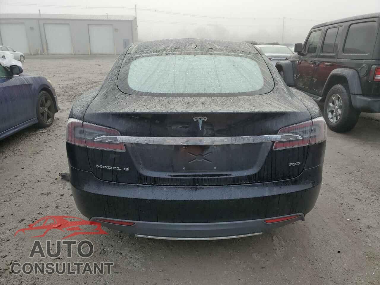 TESLA MODEL S 2015 - 5YJSA1S25FF082277