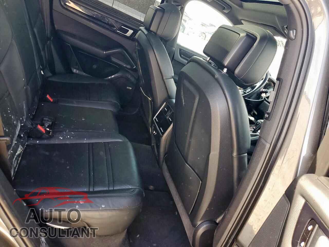 PORSCHE CAYENNE 2021 - WP1BB2AY8MDA46255