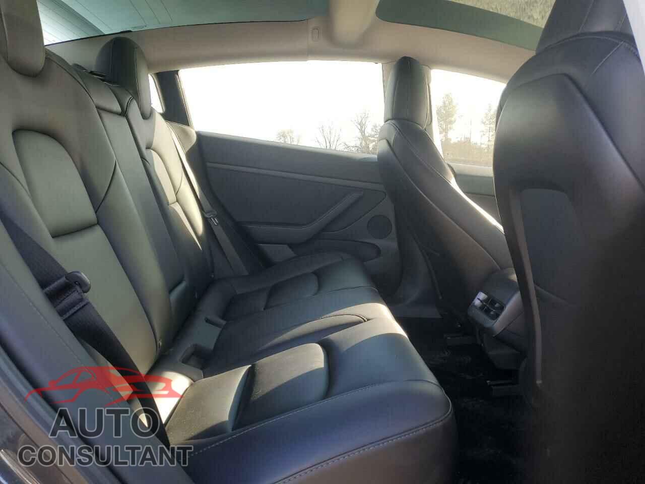 TESLA MODEL 3 2021 - 5YJ3E1EA6MF991444