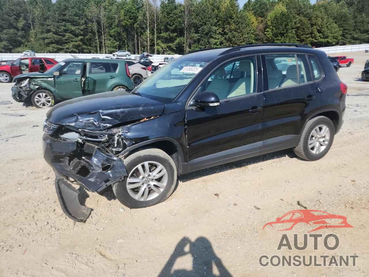 VOLKSWAGEN TIGUAN 2017 - WVGAV7AX6HK026320