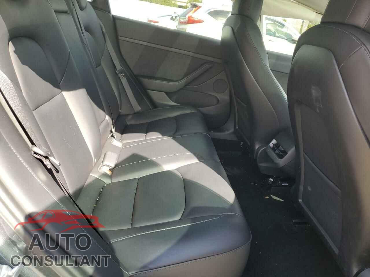 TESLA MODEL 3 2023 - 5YJ3E1EA3PF385989