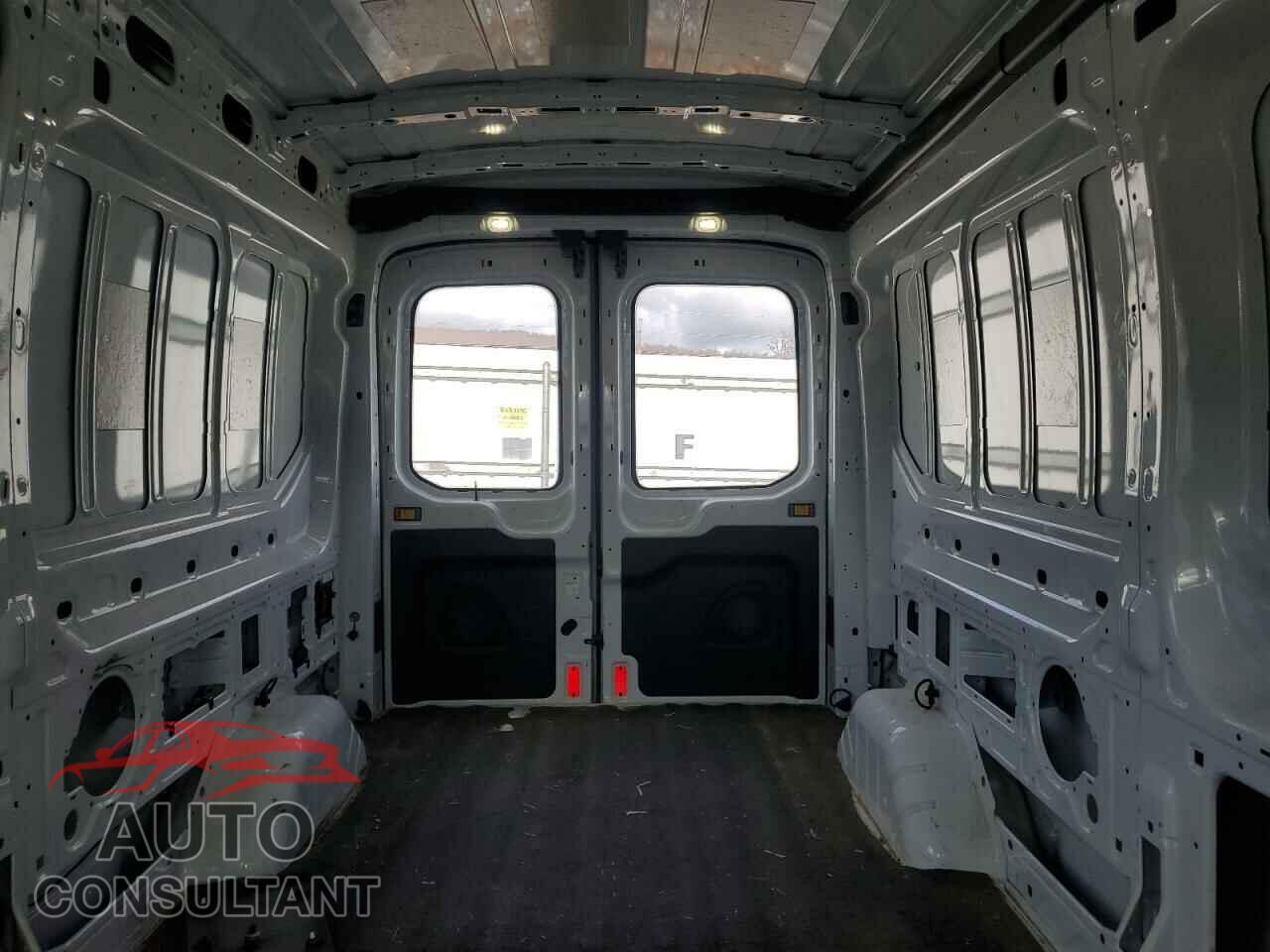 FORD TRANSIT 2017 - 1FTYR2CM4HKA48944