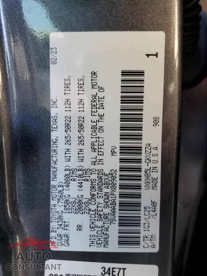 TOYOTA SEQUOIA 2023 - 7SVAAABA1PX009052