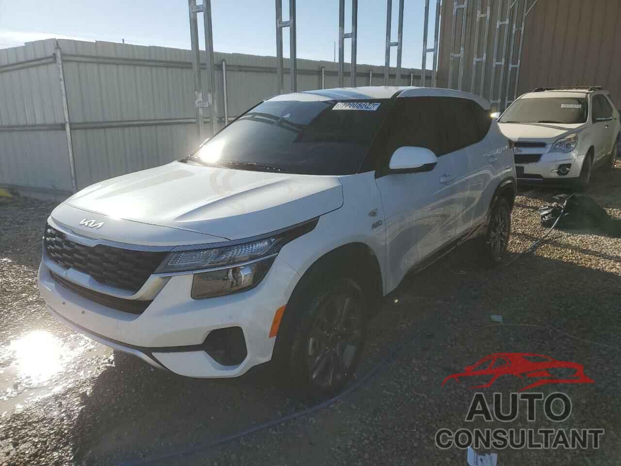 KIA SELTOS 2023 - KNDEPCAA3P7451659