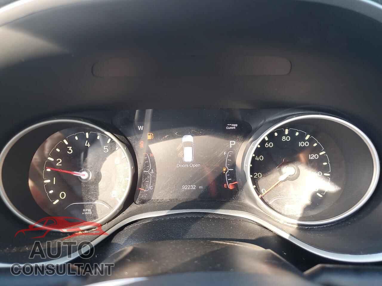 JEEP COMPASS 2020 - 3C4NJDCB5LT161054