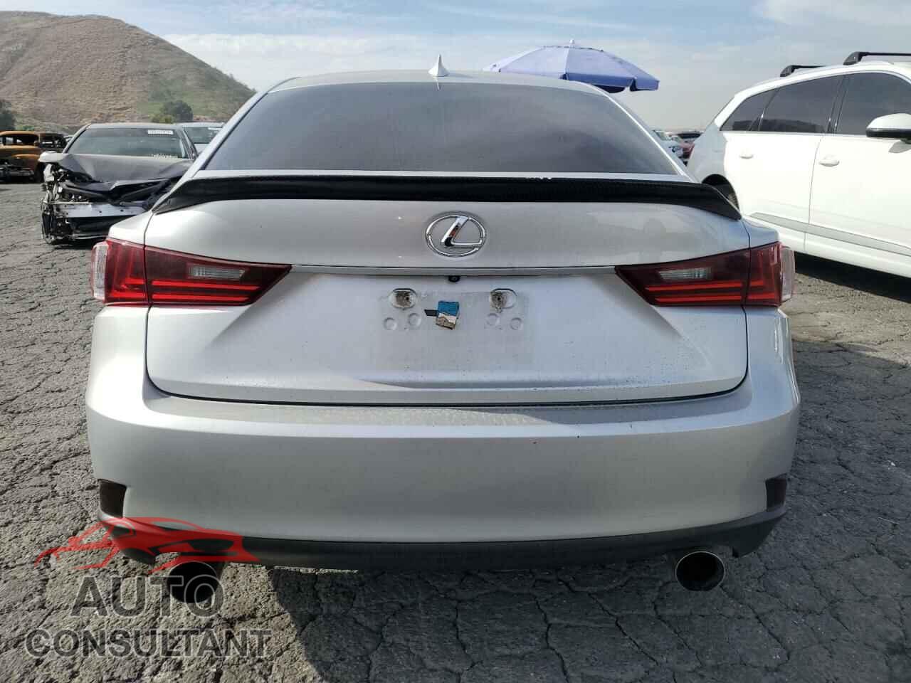 LEXUS IS 2016 - JTHBA1D20G5010692