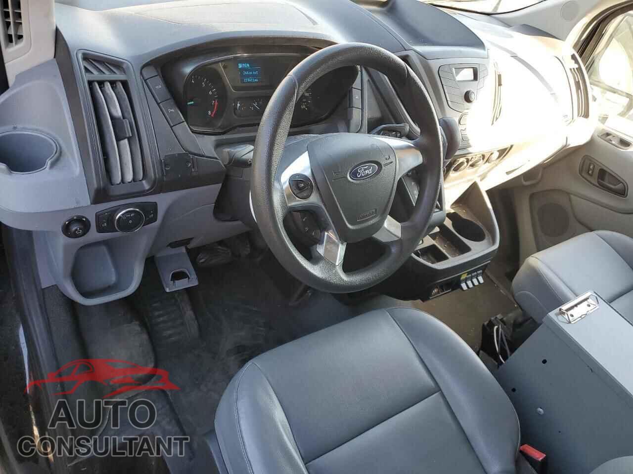 FORD TRANSIT 2017 - 1FTYR2XM5HKB16128