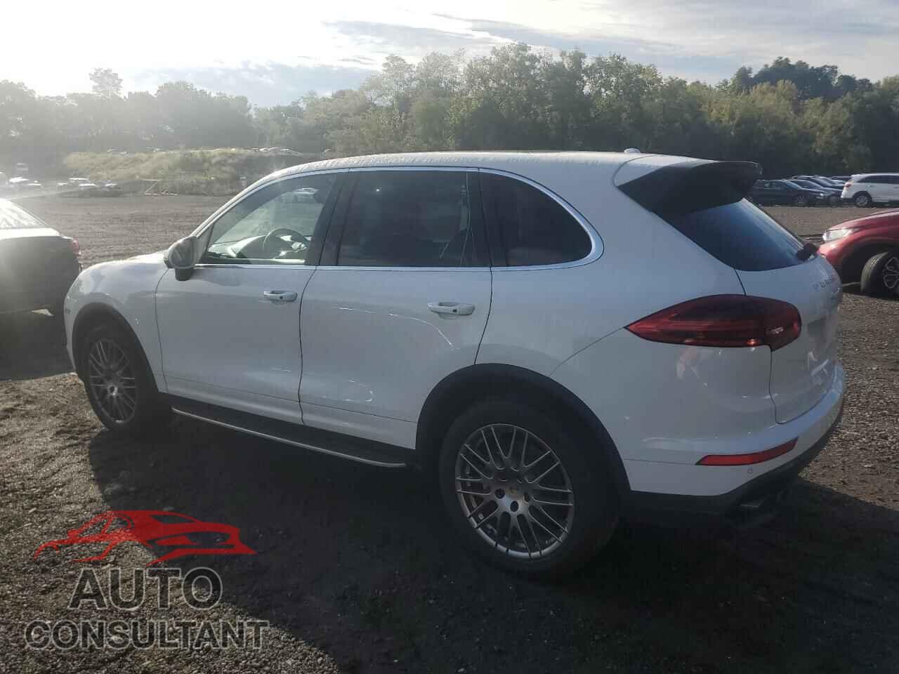 PORSCHE CAYENNE 2016 - WP1AB2A23GLA93744