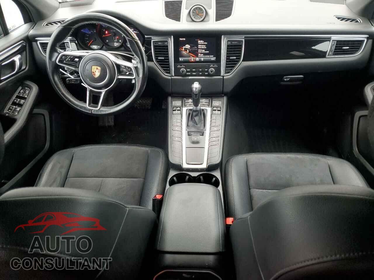 PORSCHE MACAN 2017 - WP1AA2A58HLB04834