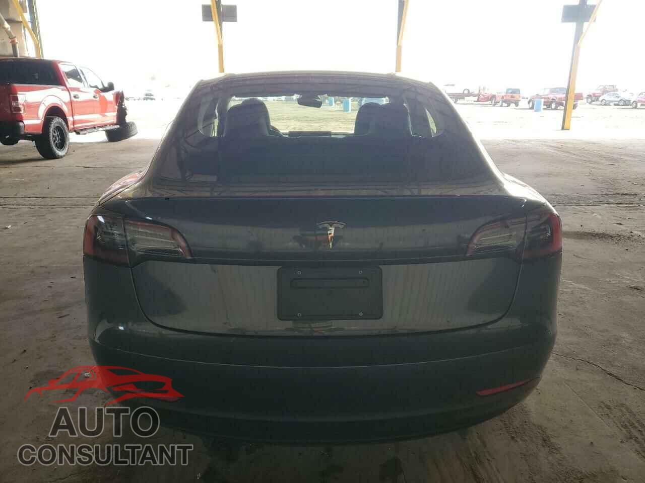 TESLA MODEL 3 2023 - 5YJ3E1EA7PF703581
