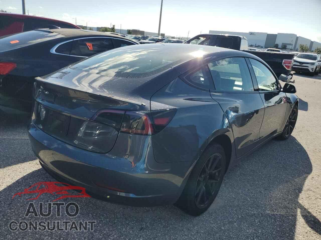 TESLA MODEL 3 2023 - 5YJ3E1EAXPF646504