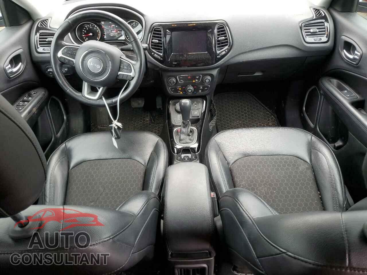 JEEP COMPASS 2018 - 3C4NJDBB0JT394841