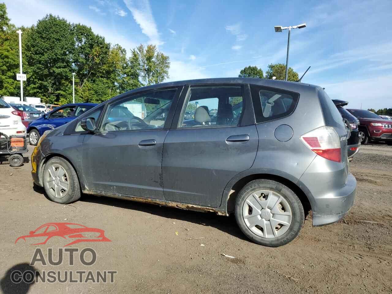 HONDA FIT 2013 - JHMGE8H35DC079620