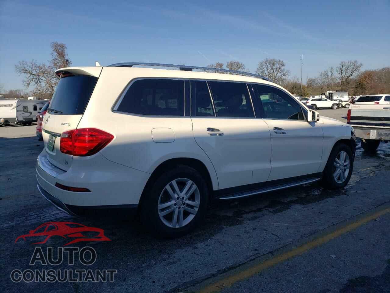 MERCEDES-BENZ GL-CLASS 2015 - 4JGDF2EE8FA495448