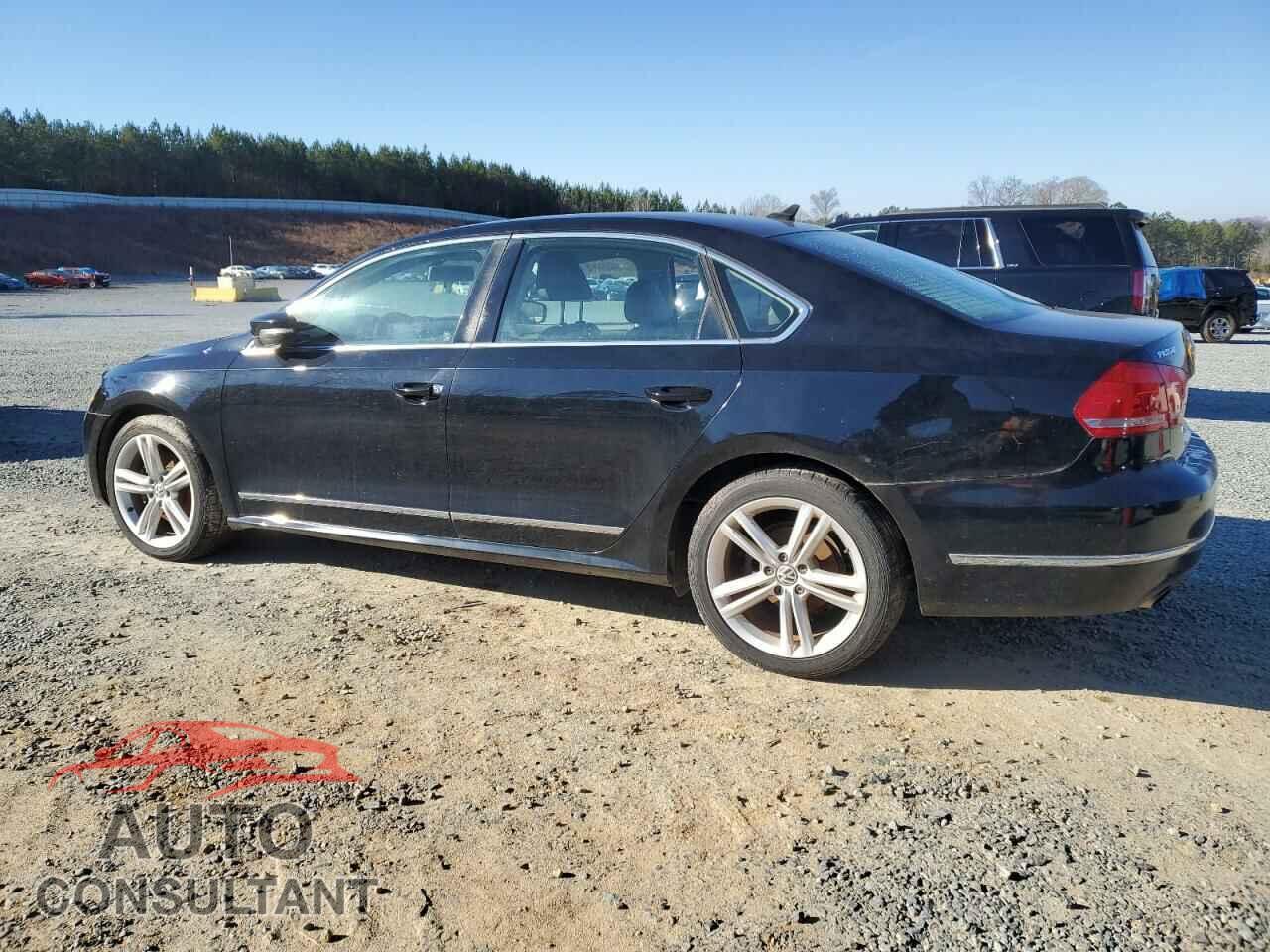 VOLKSWAGEN PASSAT 2014 - 1VWCS7A32EC022156
