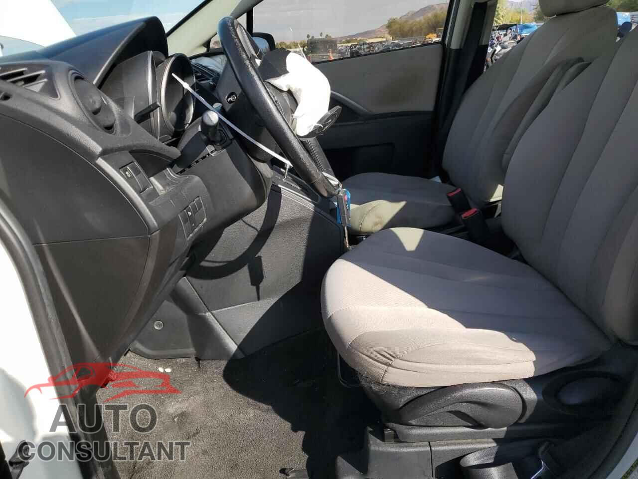MAZDA 5 2013 - JM1CW2CL2D0151635