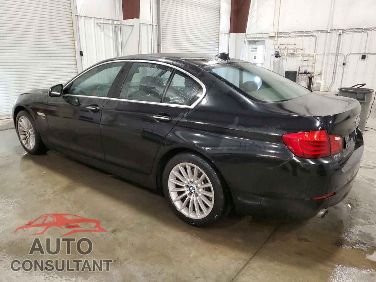 BMW 5 SERIES 2012 - WBAFU7C5XCDU63448