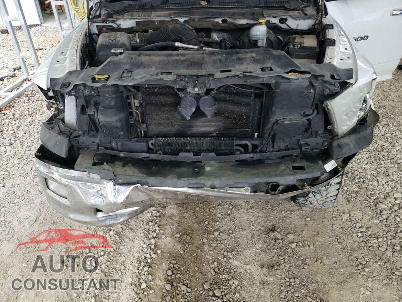 DODGE RAM 1500 2012 - 1C6RD7LT8CS167734