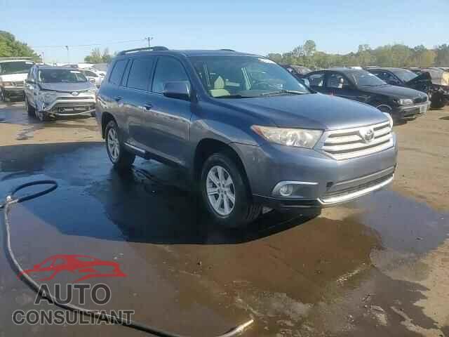 TOYOTA HIGHLANDER 2013 - 5TDBK3EH4DS248564