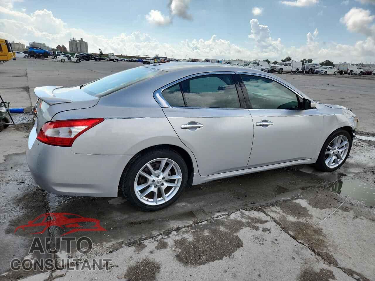 NISSAN MAXIMA 2010 - 1N4AA5AP1AC842605