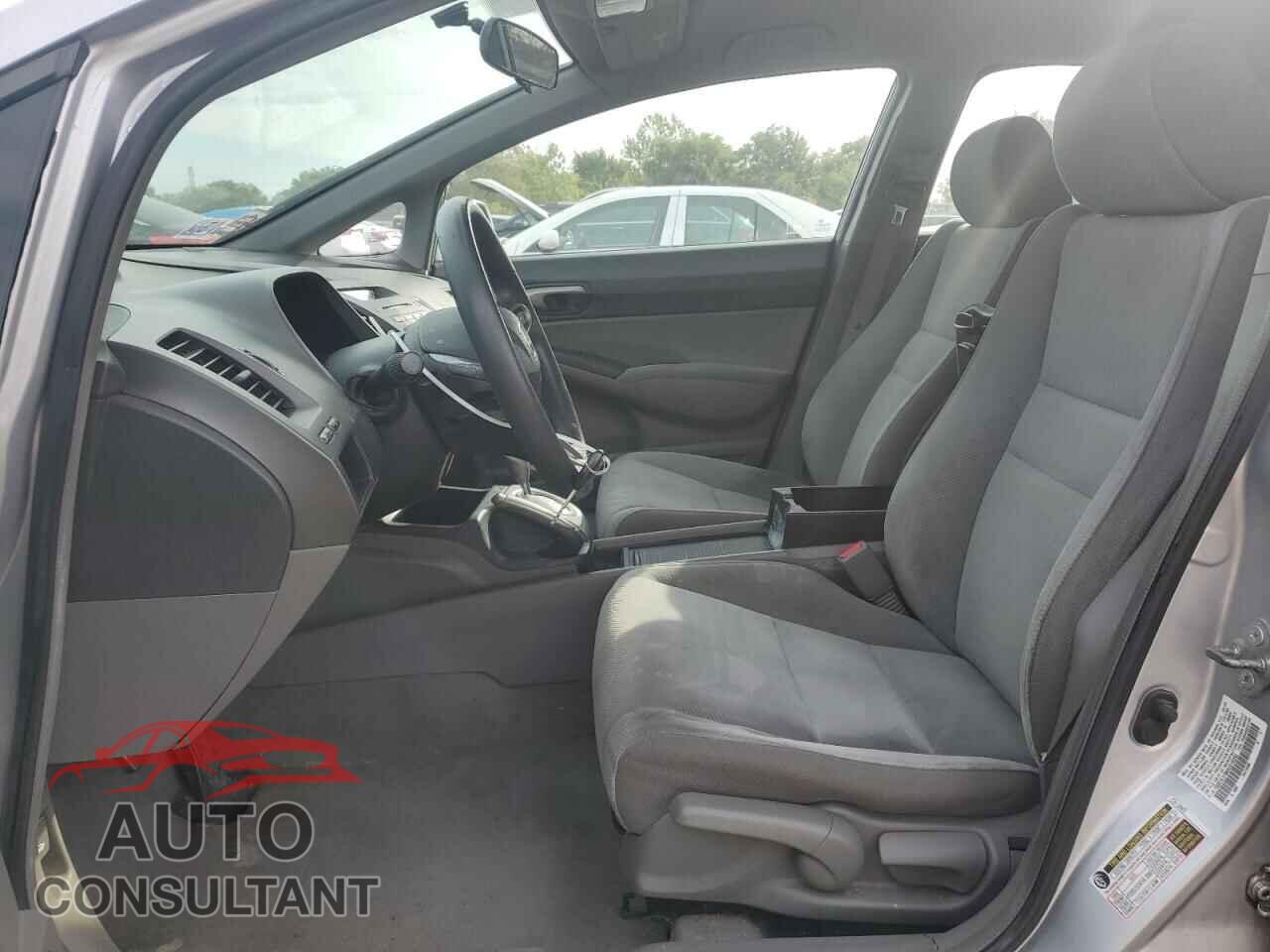 HONDA CIVIC 2010 - 19XFA1F58AE010252