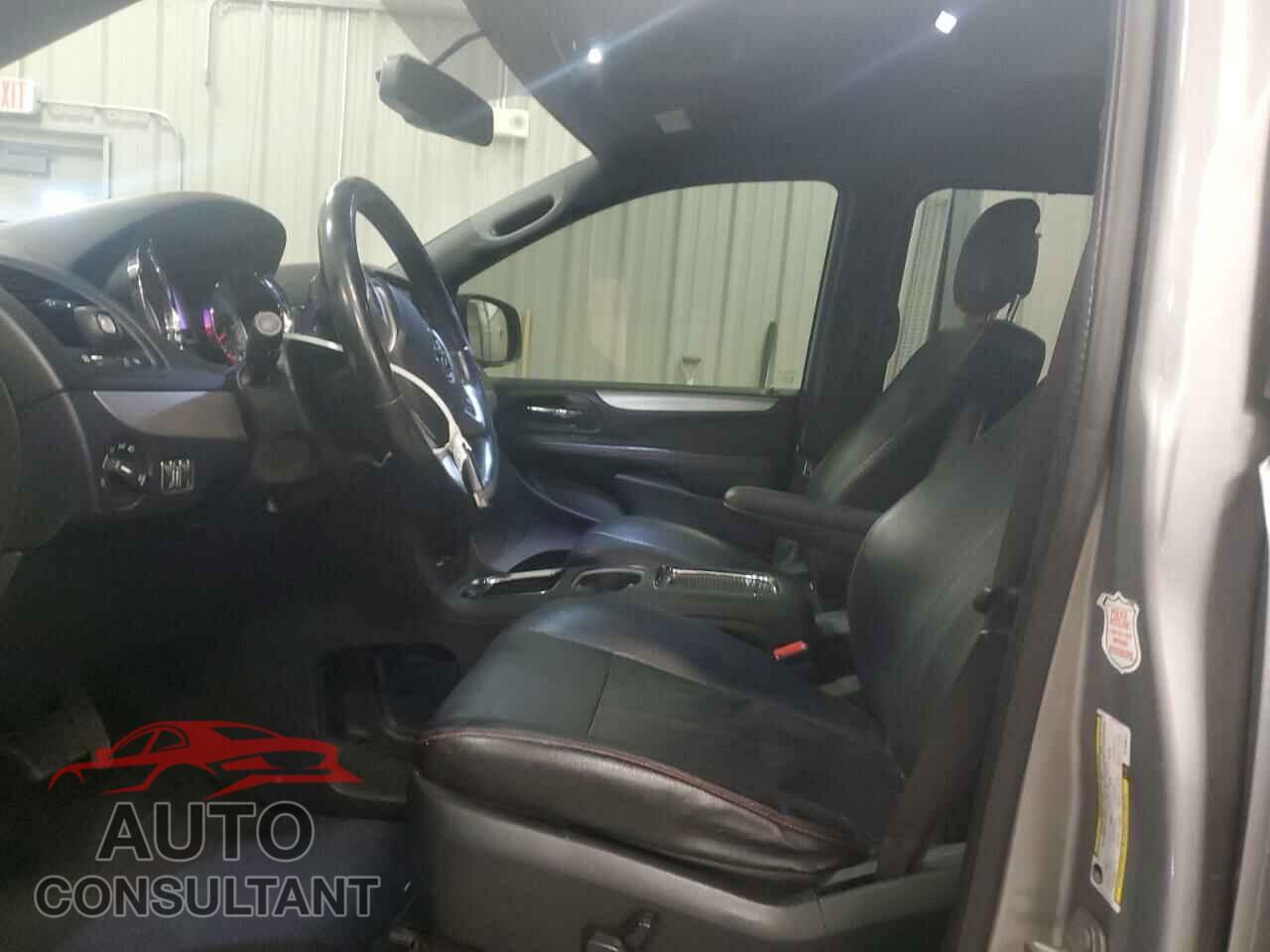 DODGE CARAVAN 2018 - 2C4RDGEG5JR189813