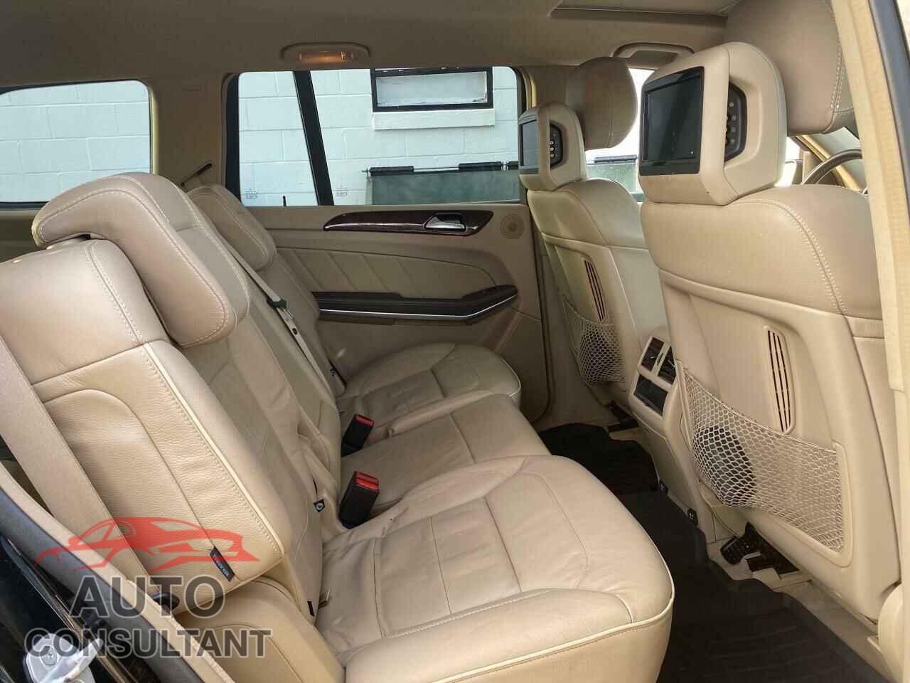 MERCEDES-BENZ GL-CLASS 2014 - 4JGDF7CE3EA273916
