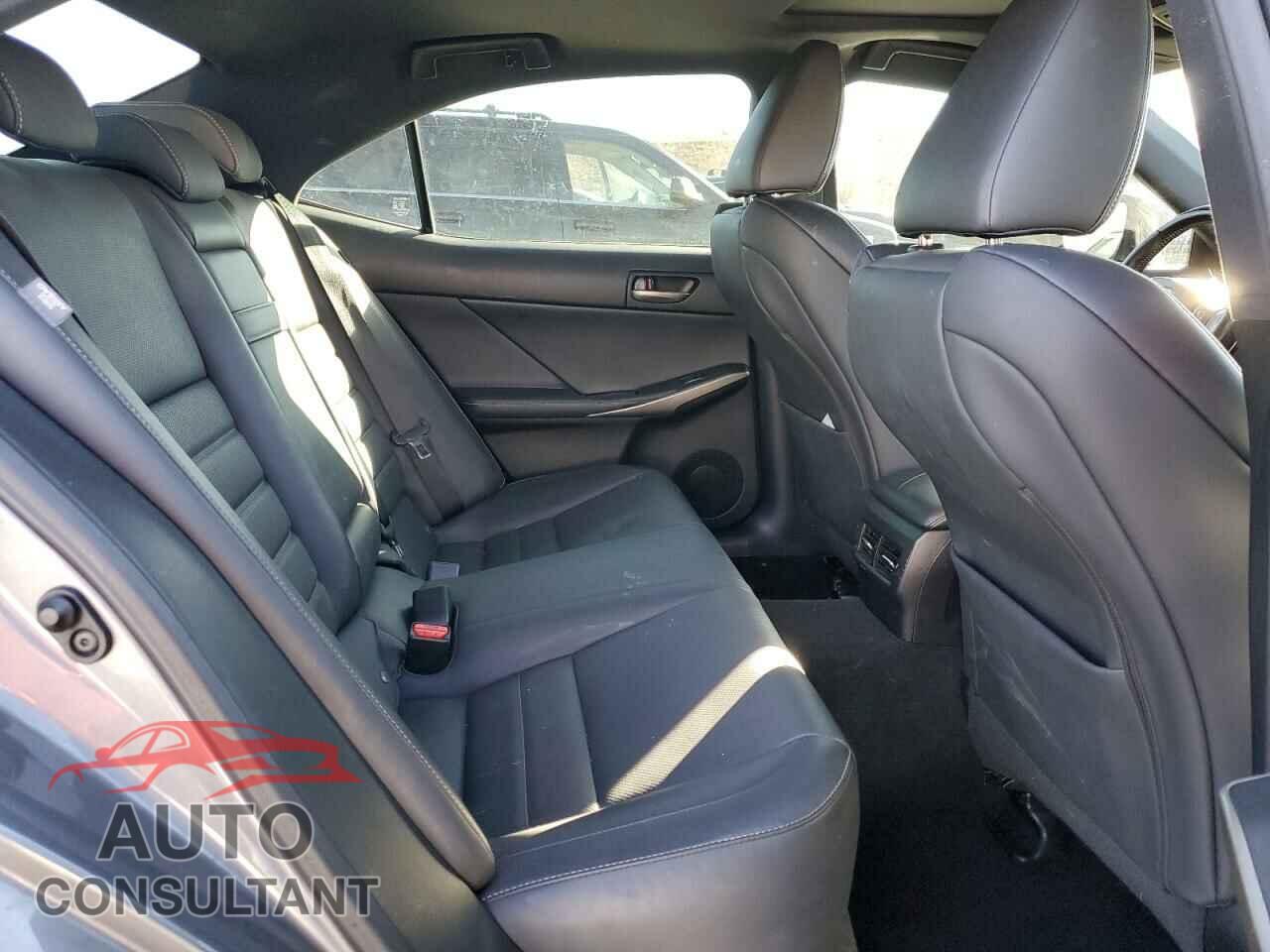LEXUS IS 2019 - JTHBA1D22K5093406