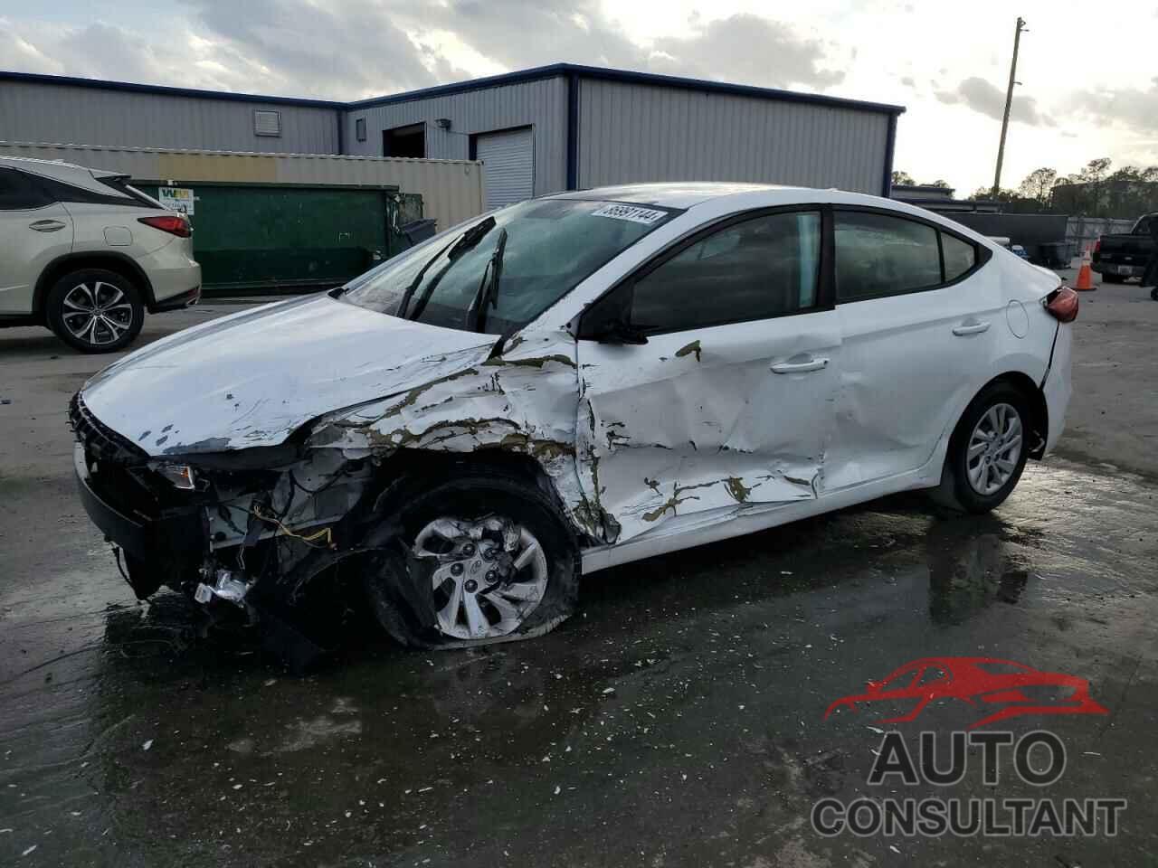 HYUNDAI ELANTRA 2017 - 5NPD74LFXHH175407