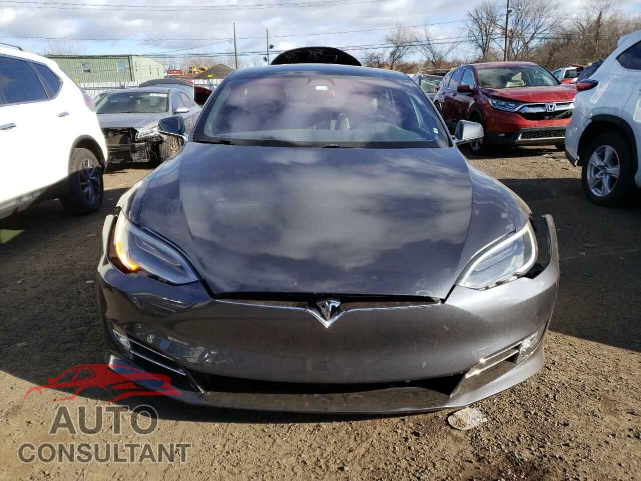 TESLA MODEL S 2017 - 5YJSA1E23HF211342