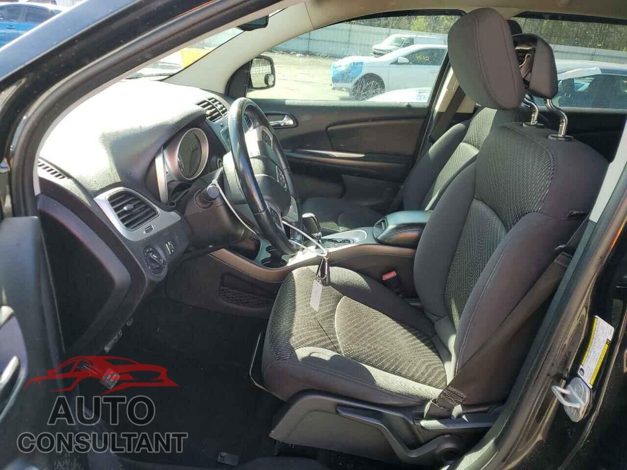 DODGE JOURNEY 2013 - 3C4PDCBBXDT562841